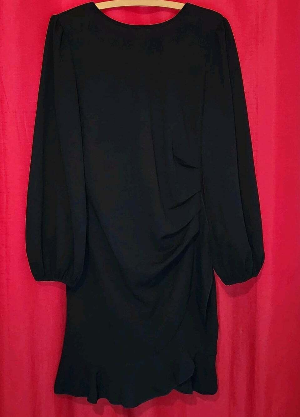 Women's Mini Dress Side Ruched Long Sleeve Ruffled Hem Black Size Large